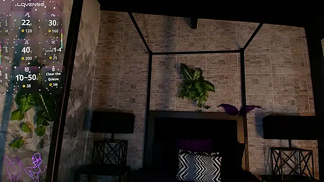 Snapshot of Natasha_Dior chatting on November 6, 2025, 12:39 pm Natasha Dior online show from November 6, 2025, 12:39 pm