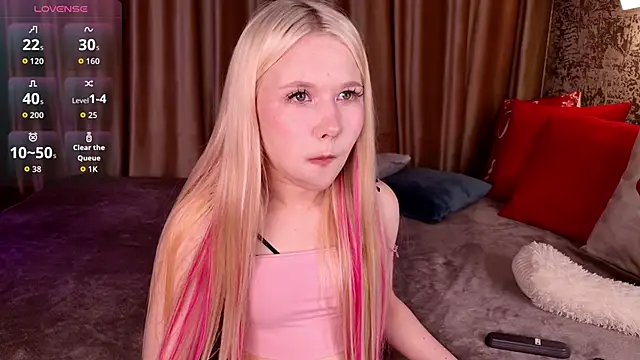 Snapshot of VivieSunn chatting on April 9, 2026, 3:06 pm VivieSunn online show from April 9, 2026, 3:06 pm
