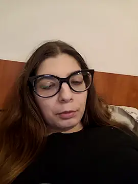 sweetbabygirlforyou online show from February 8, 2026, 4:21 pm