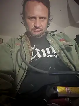 Snapshot of Fuckboyguyman chatting on July 17, 2026, 3:24 am Fuckboyguyman online show from July 17, 2026, 3:24 am