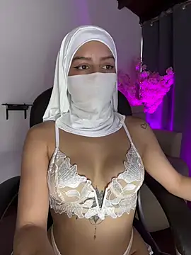 shaima   online show from June 11, 2026, 7:34 pm