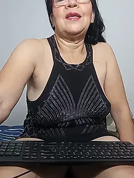 Snapshot of laliItaclark chatting on June 3, 2026, 2:25 am laliItaclark online show from June 3, 2026, 2:25 am
