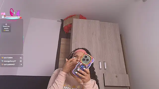 Kesha rosse  online show from February 24, 2026, 5:11 pm