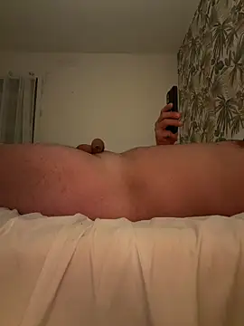 davi73d online show from February 26, 2026, 12:09 am