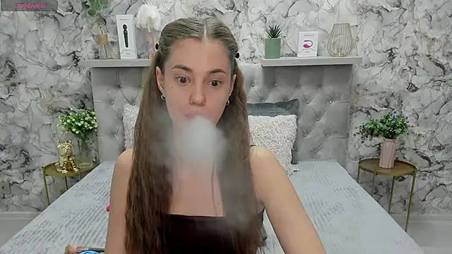 Snapshot of CandysSweet chatting on June 23, 2026, 1:14 am CandysSweet online show from June 23, 2026, 1:14 am