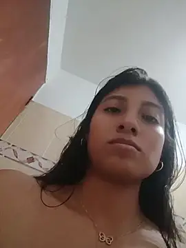 Snapshot of YeseniaRodriguez3 chatting on June 12, 2026, 11:14 pm YeseniaRodriguez3 online show from June 12, 2026, 11:14 pm