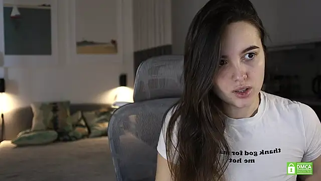 Snapshot of amelie_shine chatting on November 15, 2025, 10:56 am amelie shine online show from November 15, 2025, 10:56 am