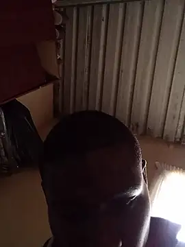 Snapshot of younggblackkCOCK19 chatting on October 30, 2025, 9:33 am younggblackkCOCK19 online show from October 30, 2025, 9:33 am