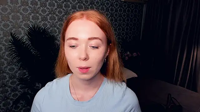 AddieOsler online show from November 4, 2025, 8:41 pm