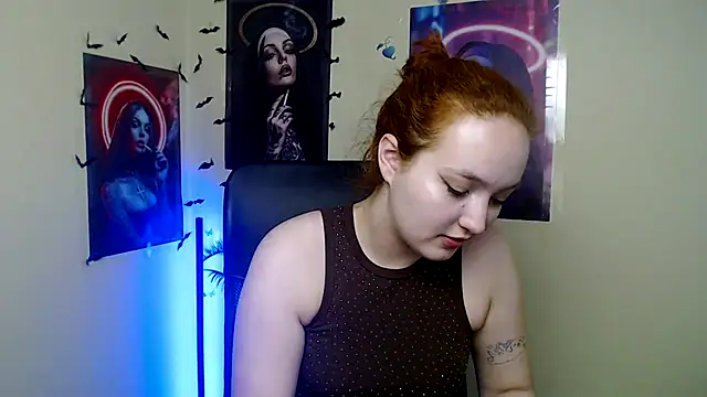 Snapshot of MissAriaa chatting on May 15, 2026, 12:12 pm MissAriaa online show from May 15, 2026, 12:12 pm