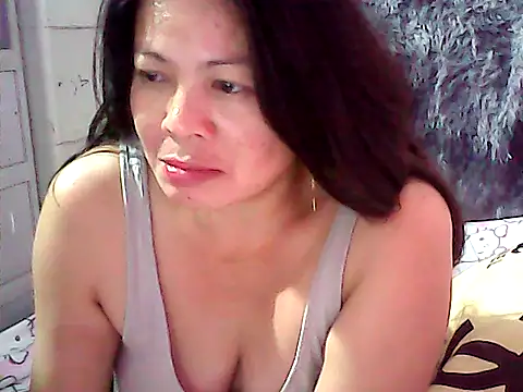 Titiesfuck69 online show from February 10, 2026, 12:53 pm