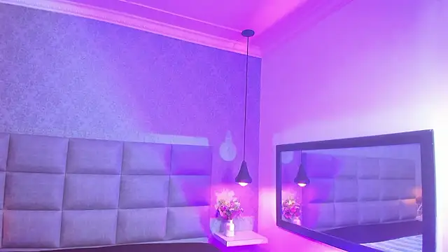 Luna Bella3 online show from January 17, 2026, 11:48 am