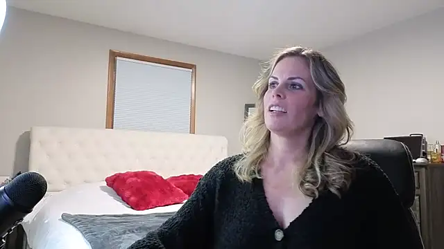 Koralynn 777 online show from January 15, 2026, 3:44 am