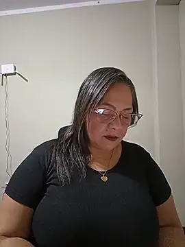 Snapshot of Angie_milf50 chatting on May 22, 2026, 1:46 am Angie milf50 online show from May 22, 2026, 1:46 am