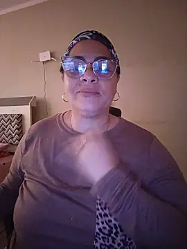 Snapshot of Angie_milf50 chatting on June 5, 2026, 2:23 pm Angie milf50 online show from June 5, 2026, 2:23 pm