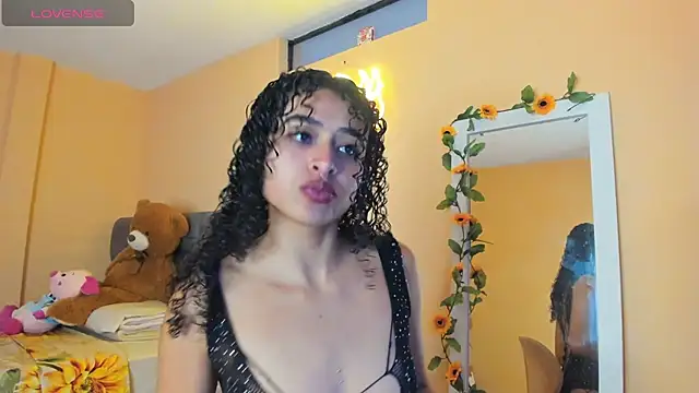 Keniia rizz online show from May 26, 2026, 7:10 pm