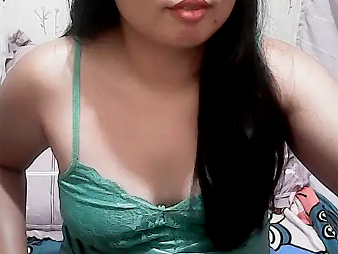 Snapshot of MahusaynaPiinay chatting on July 9, 2026, 1:42 am MahusaynaPiinay online show from July 9, 2026, 1:42 am