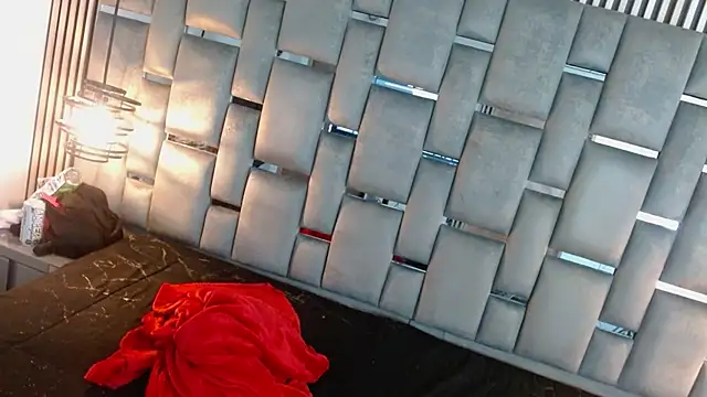 Snapshot of Memi_xxx chatting on November 14, 2025, 2:43 am Memi xxx online show from November 14, 2025, 2:43 am