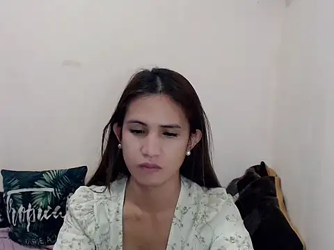 Snapshot of prettysam9 chatting on December 19, 2025, 10:00 am prettysam9 online show from December 19, 2025, 10:00 am