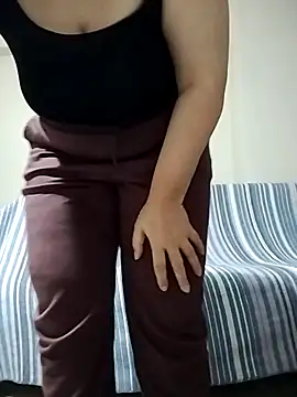 Snapshot of Sexbayan123 chatting on December 18, 2025, 5:13 am Sexbayan123 online show from December 18, 2025, 5:13 am