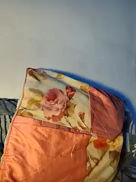 Snapshot of Hot-Rubyy chatting on December 21, 2025, 7:48 am Hot-Rubyy online show from December 21, 2025, 7:48 am