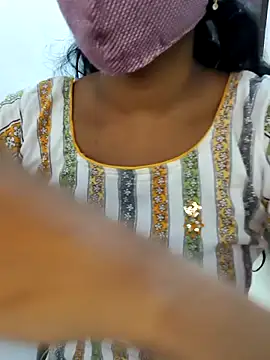 Snapshot of smileys46 chatting on February 26, 2026, 8:13 am smileys46 online show from February 26, 2026, 8:13 am