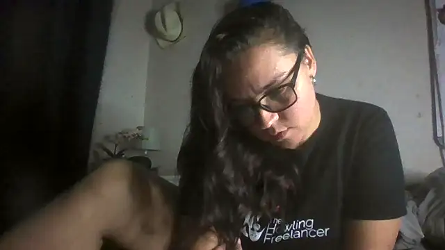 Snapshot of lilMissMarli chatting on April 14, 2026, 8:48 pm lilMissMarli online show from April 14, 2026, 8:48 pm
