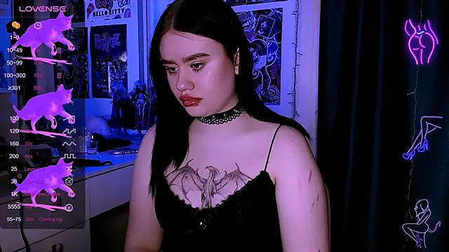 Snapshot of Meow_Marie chatting on April 3, 2026, 11:47 pm Meow Marie online show from April 3, 2026, 11:47 pm