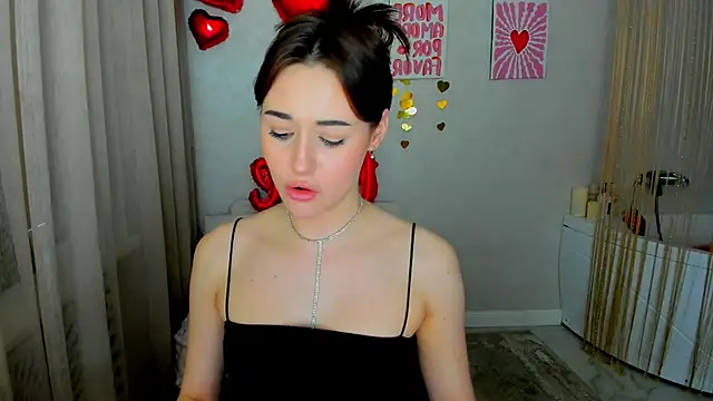 MakeYoueHappy online show from February 16, 2026, 12:01 pm