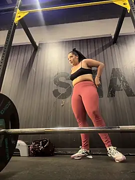 Snapshot of Hannahpradaa_ chatting on November 21, 2025, 6:39 pm Hannahpradaa online show from November 21, 2025, 6:39 pm