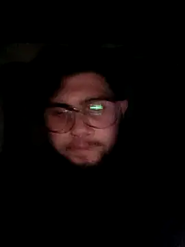 Snapshot of Mstfaavan64 chatting on February 5, 2026, 11:20 pm Mstfaavan64 online show from February 5, 2026, 11:20 pm