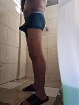 Snapshot of sanz957 chatting on November 12, 2025, 3:29 am sanz957 online show from November 12, 2025, 3:29 am