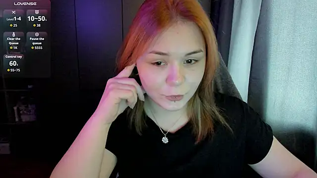 sophia lix online show from March 14, 2026, 6:41 am