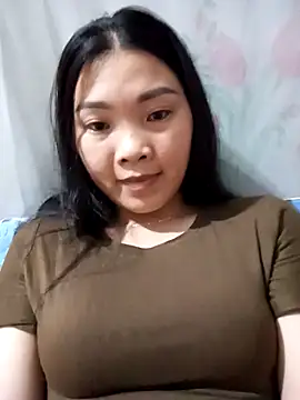 Lovebaby-love online show from April 19, 2026, 3:22 pm