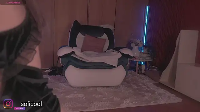 Snapshot of sofi_sc chatting on December 15, 2025, 1:32 am sofi sc online show from December 15, 2025, 1:32 am