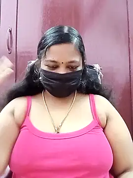 Snapshot of Mandhra28 chatting on November 5, 2025, 5:13 pm Mandhra28 online show from November 5, 2025, 5:13 pm