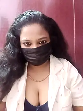 Snapshot of Mandhra28 chatting on November 25, 2025, 5:35 pm Mandhra28 online show from November 25, 2025, 5:35 pm