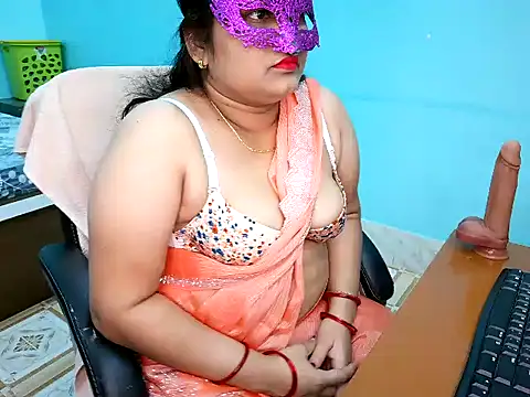 Snapshot of SWEETY_RANI chatting on April 15, 2026, 5:14 am SWEETY RANI online show from April 15, 2026, 5:14 am
