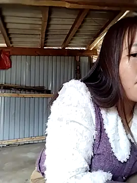 emini-xx online show from February 17, 2026, 6:32 am