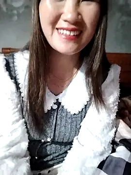 emini-xx online show from February 18, 2026, 11:55 pm