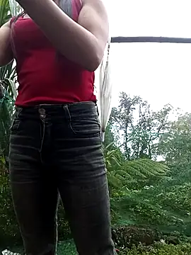 doggy-00 online show from July 28, 2026, 11:17 am