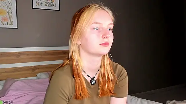 AngelWisee online show from July 8, 2026, 3:11 am