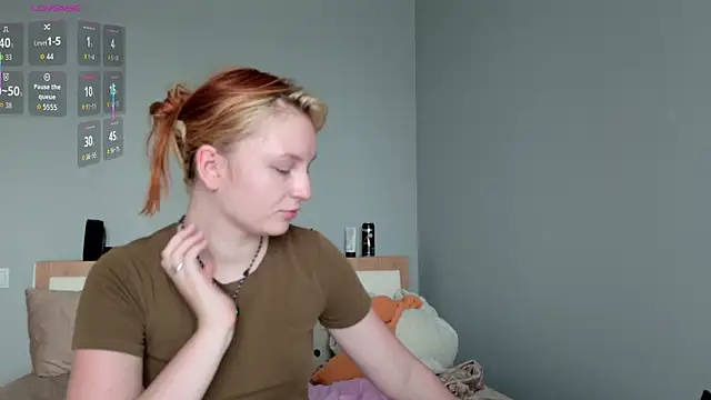 AngelWisee online show from July 31, 2026, 3:06 am
