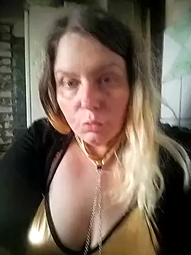 Lana-murr online show from April 25, 2026, 1:41 pm