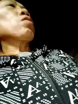 bella-la online show from February 8, 2026, 9:13 am