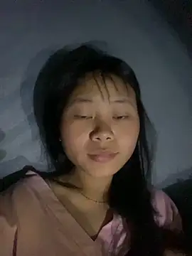 Sophia-123 online show from December 3, 2025, 8:40 pm