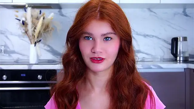 YettaCalabria online show from January 11, 2026, 11:04 am