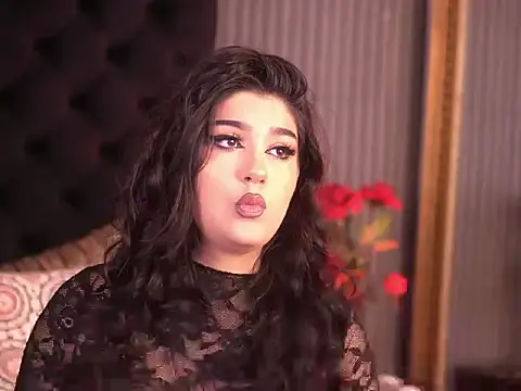 KeylaNoir online show from December 19, 2025, 8:32 am