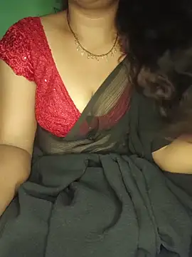 shreyareddy99 online show from October 31, 2025, 3:57 pm