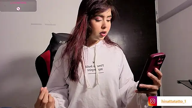 Hinatta-Tatto1 online show from June 25, 2026, 8:13 pm